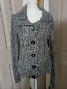Aeropostale Y2K heather gray cable knit cowl-neck cardigan sweater. Size  L.